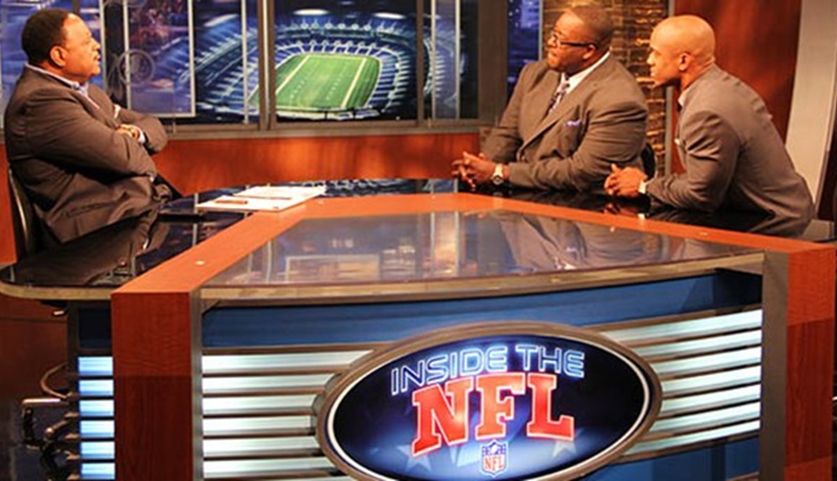 Ed Nfl Reporter Players Hone Their Media Skills at #NFLBootCamp Broadcasting
